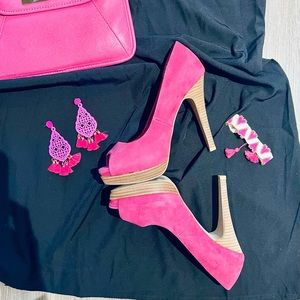 Steve Madden hot pink suede peep toe heels size 8.5 M